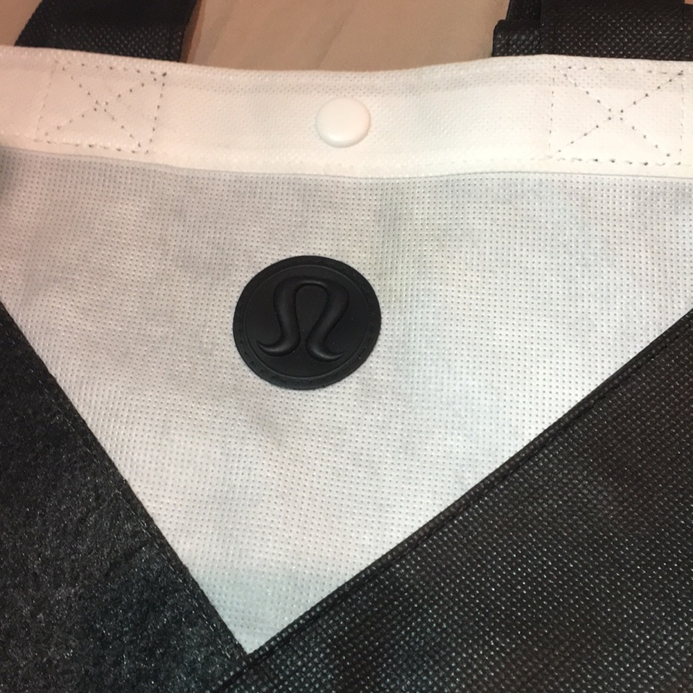 Lululemon Bundle - Picture 2 of 5
